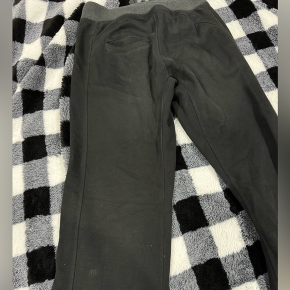 Lululemon pants - Picture 2 of 2